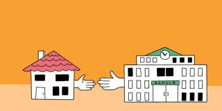 Illustration zweier Gebäude vor orangenem Hintergrund. Links ist ein Einfamilienhaus dargestellt, aus dem seitlich rechts eine Hand ragt. Diese ist zu einer anderen Hand ausgerichtet, die aus dem Gebäude rechts mit dem Titel Schule, ragt. 